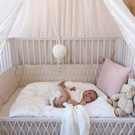 Bettumrandung mit Harlekin-Stickerei - OCS Mandel – camcamcopenhagen.de