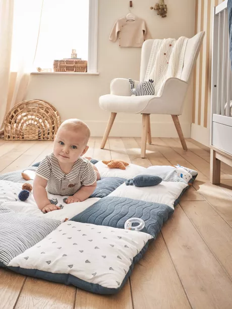 Vertbaudet Baby Activity-Decke in blau/navy sea