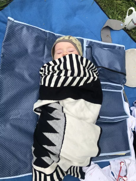 Abwischbare Wickelunterlage für unterwegs