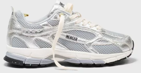 The Re-Run Pineapple | Mercer Amsterdam