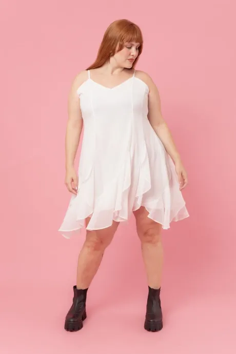 Vestido Curto Chiffon Off White com Alças Finas e Babados