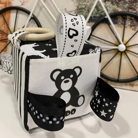 Didaktička kocka sa zvečkom – Bebelot